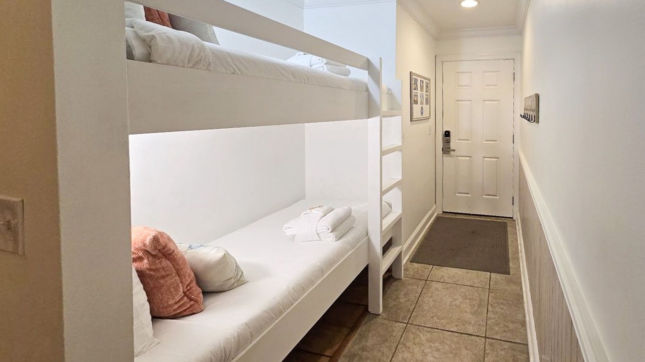 Photo of Bedroom in Inlet Beach