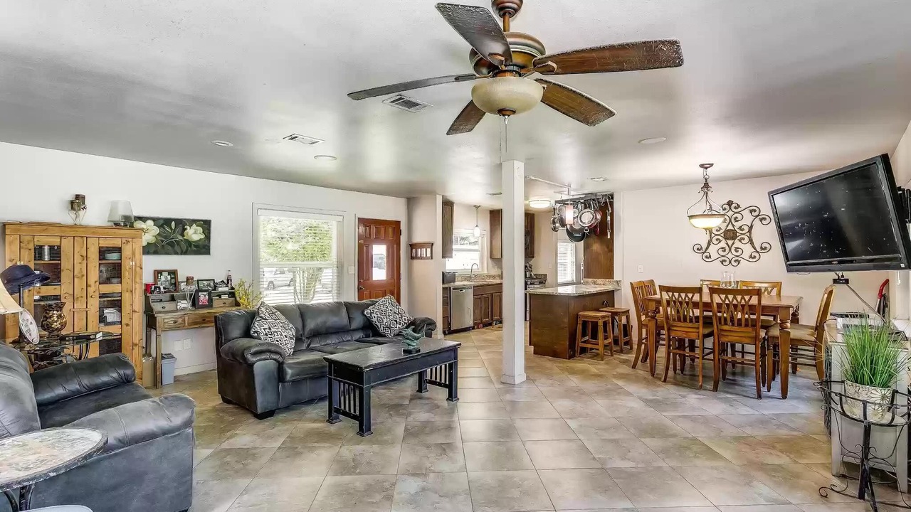 Photo of Livingroom in Fort Walton Beach