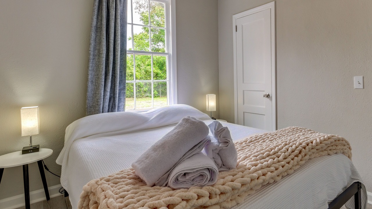 Photo of Bedroom in New Warrington