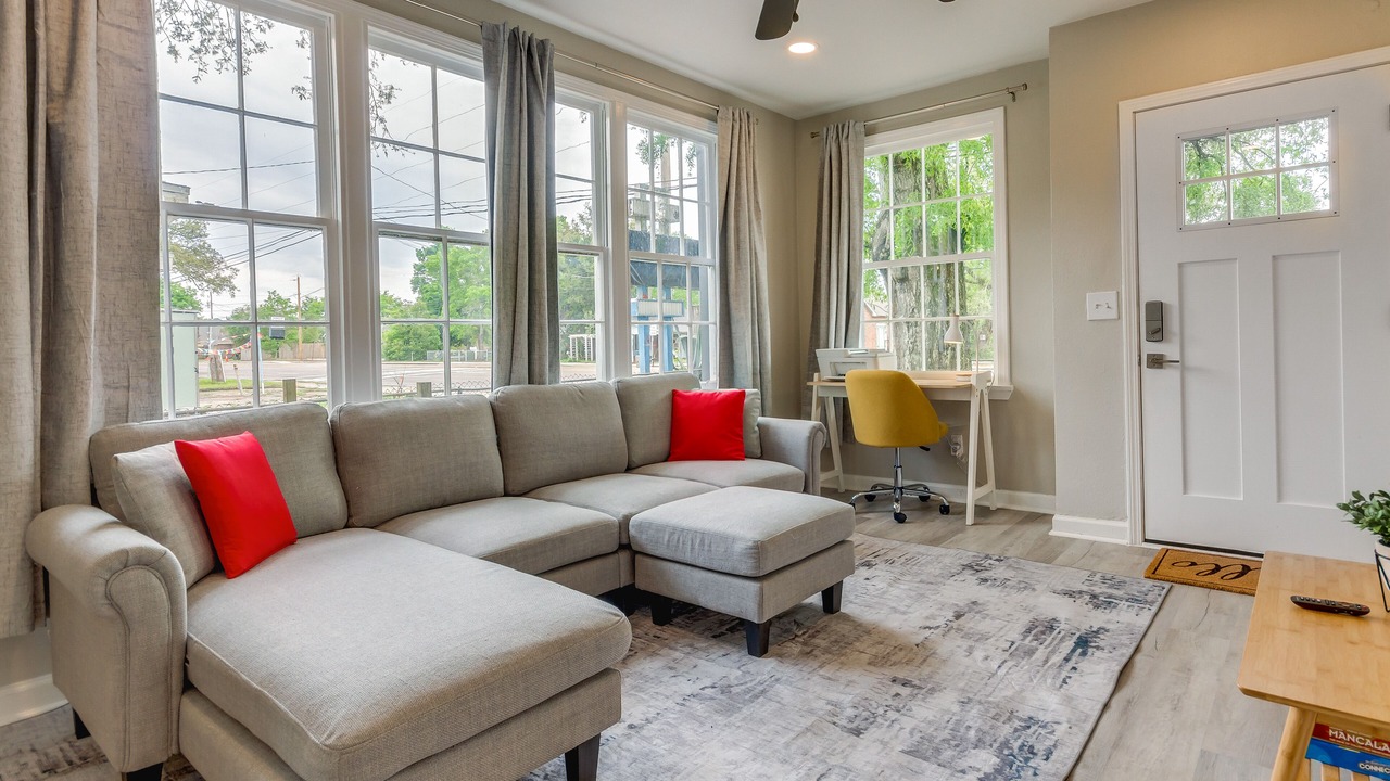 Photo of Livingroom in New Warrington