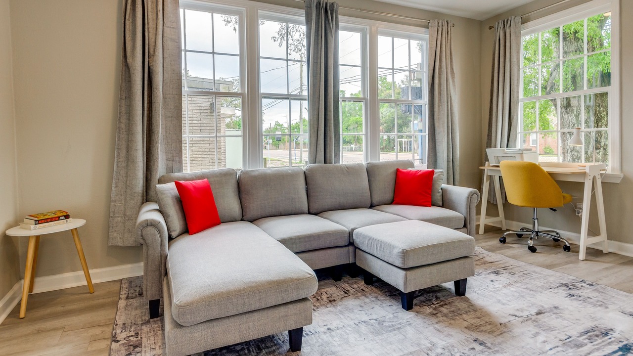 Photo of Livingroom in New Warrington