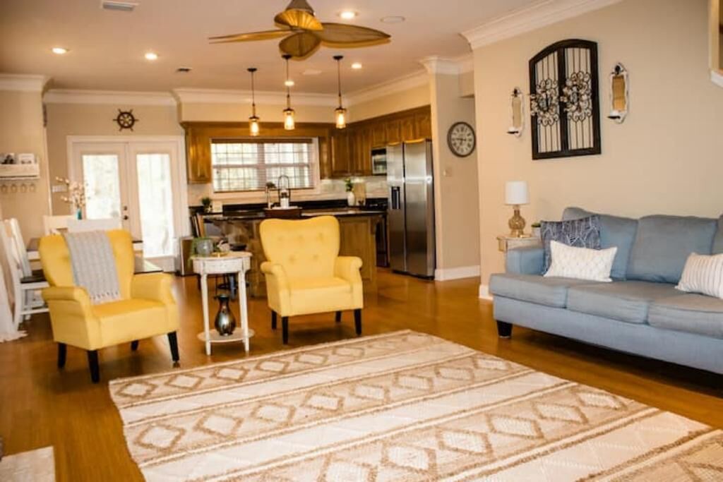 Photo of Livingroom in Dauphin Island