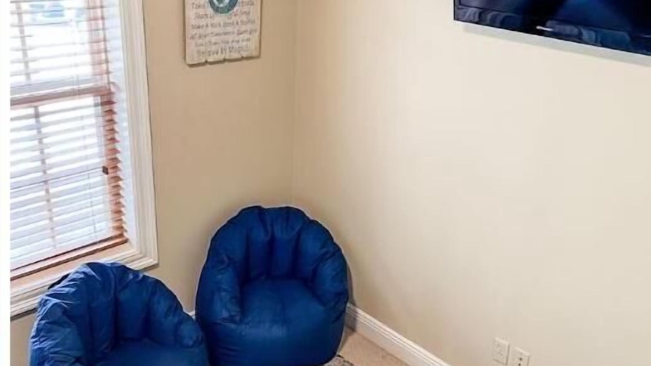 Photo of Bedroom in Dauphin Island
