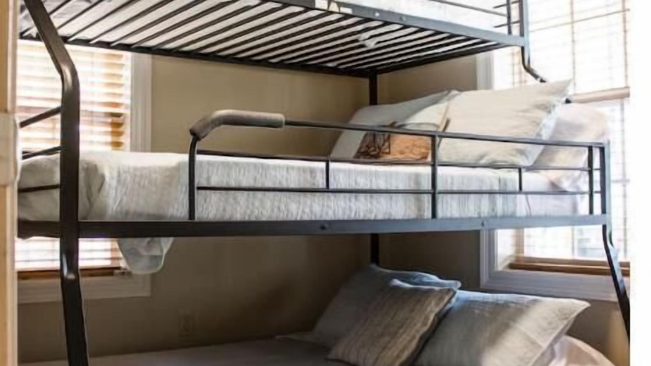Photo of Bedroom in Dauphin Island
