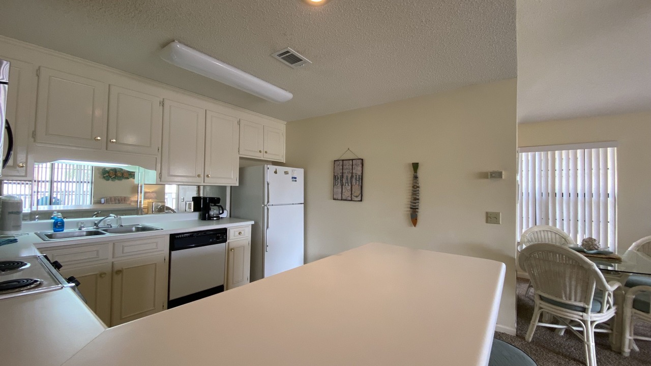 Photo of Kitchen in Summer Breeze