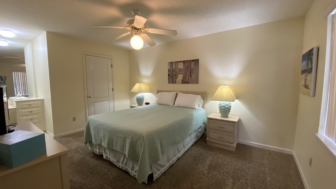 Photo of Bedroom in Summer Breeze