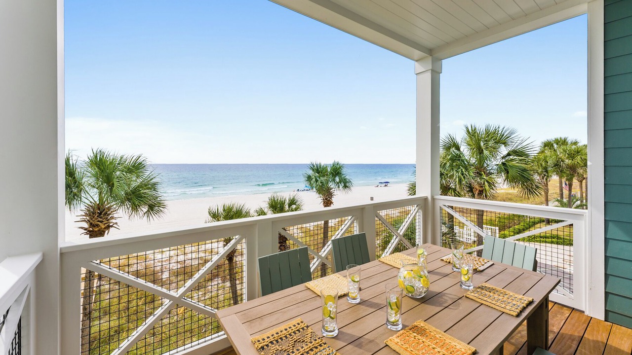 Photo of Patio Balcony in Laguna Beach Estates