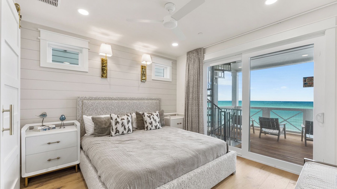Photo of Patio Balcony in Laguna Beach Estates