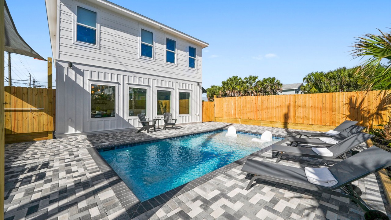 Photo of Outdoor in Laguna Beach Estates