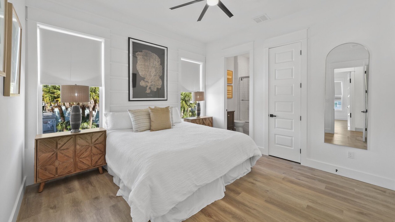 Photo of Bedroom in Laguna Beach Estates