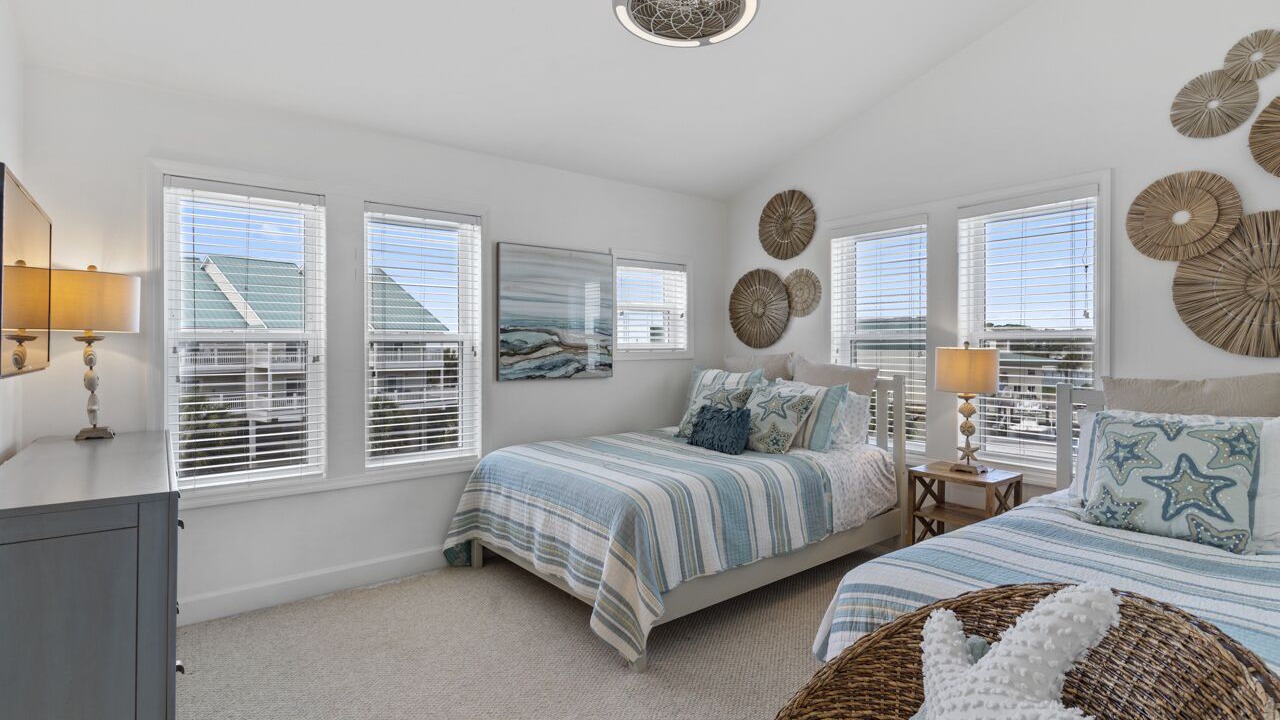 Photo of Bedroom in Alligator Point