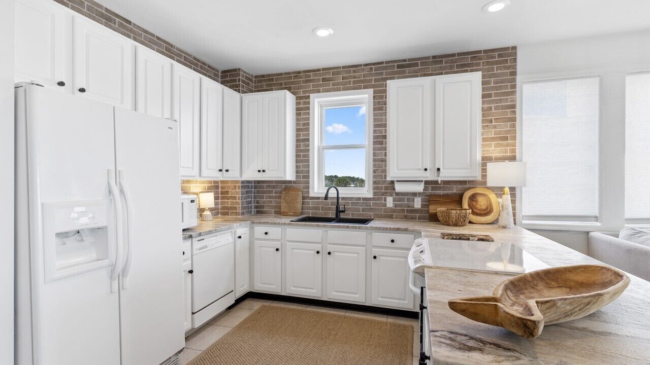 Photo of Kitchen in Alligator Point