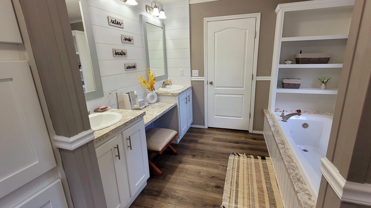 Photo of Bathroom in Navarre
