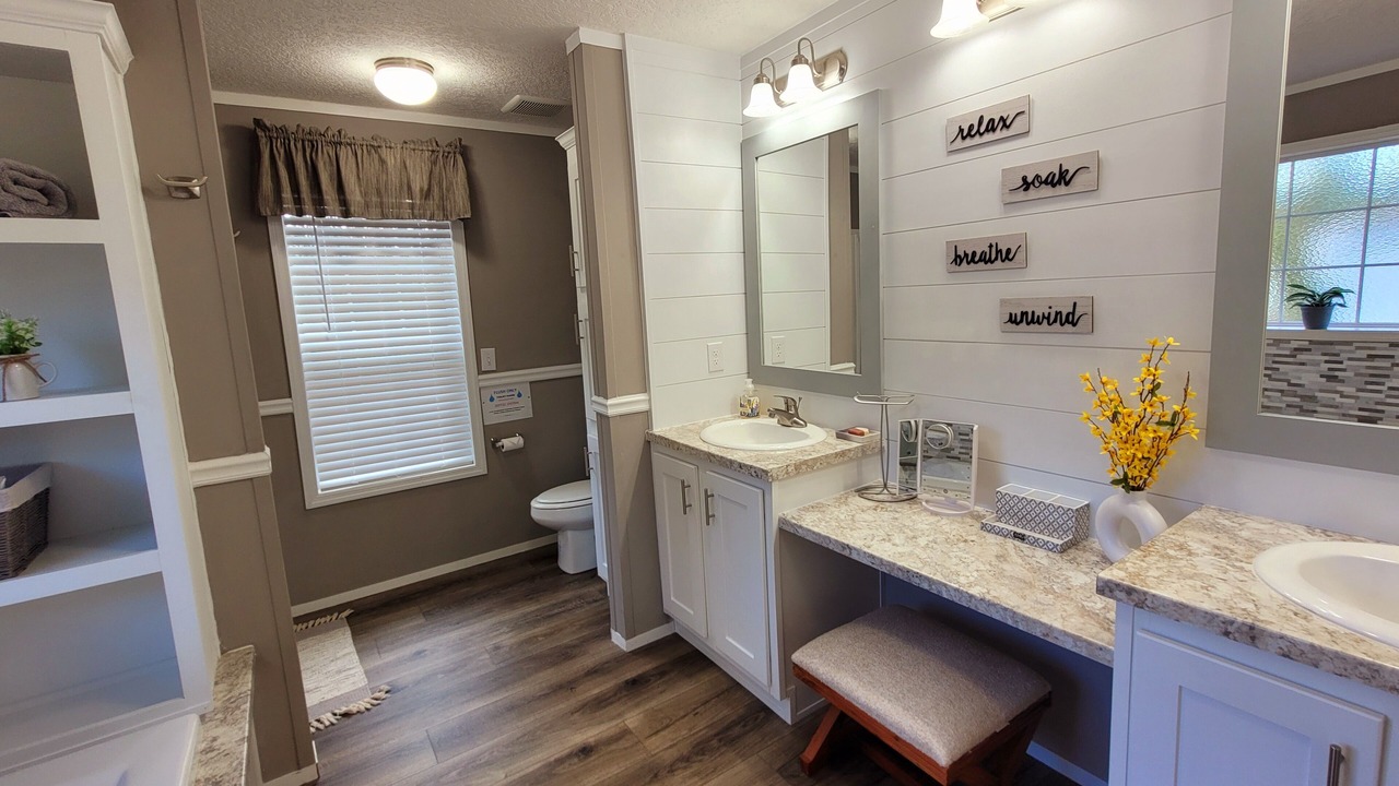 Photo of Bathroom in Navarre