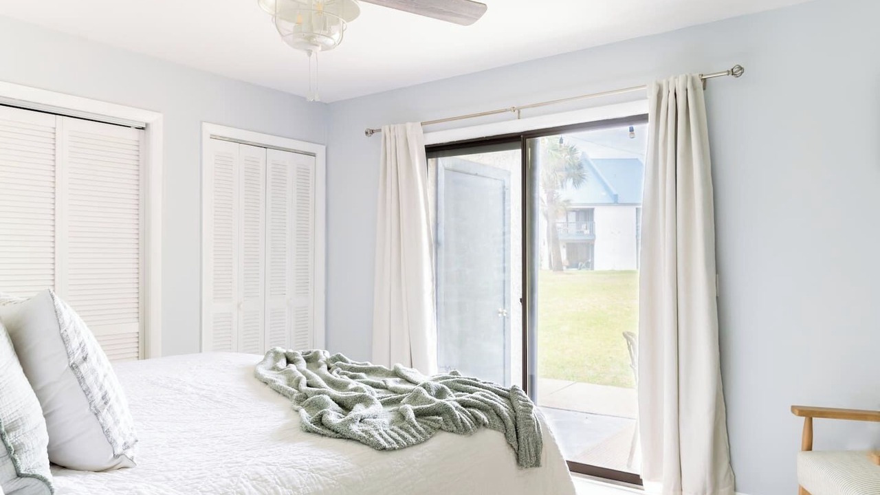 Photo of Bedroom in El Centro Beach