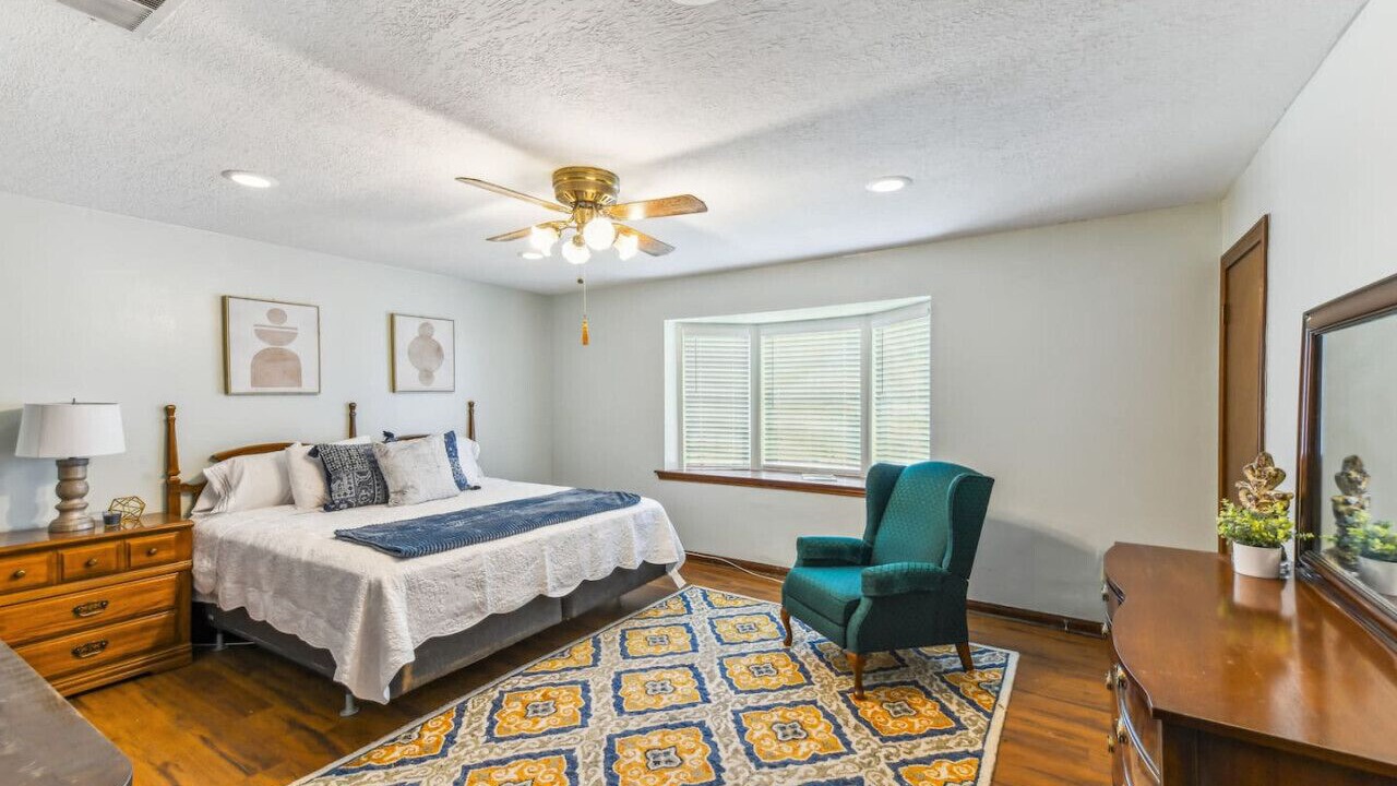 Photo of Bedroom in Metairie