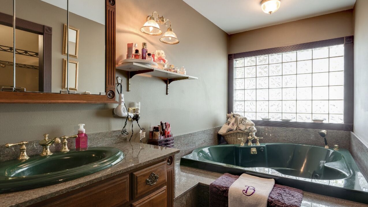 Photo of Bathroom in McNeill