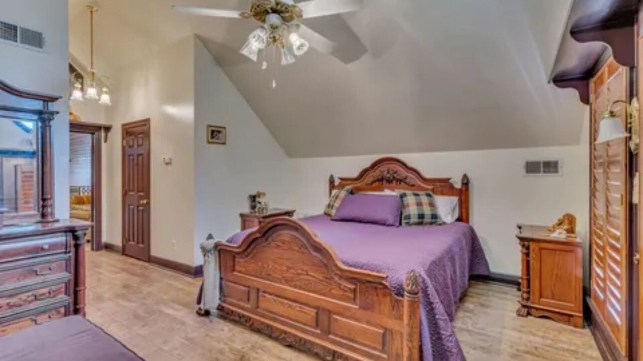 Photo of Bedroom in McNeill