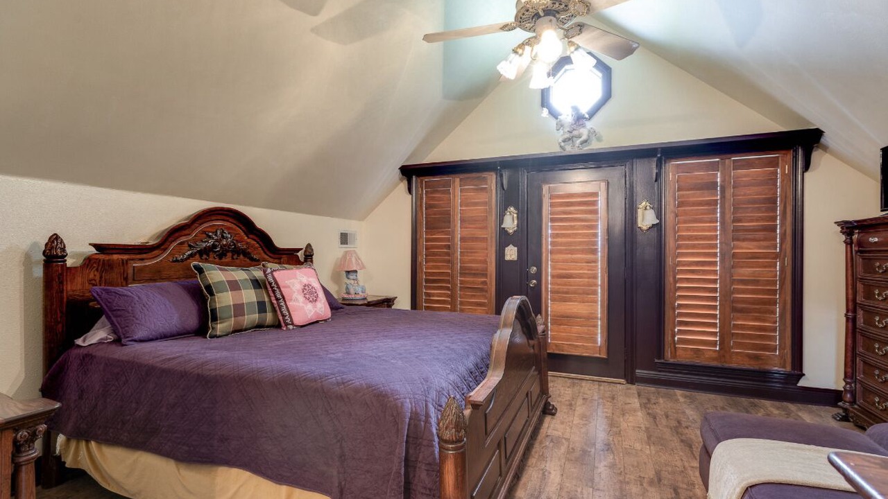 Photo of Bedroom in McNeill