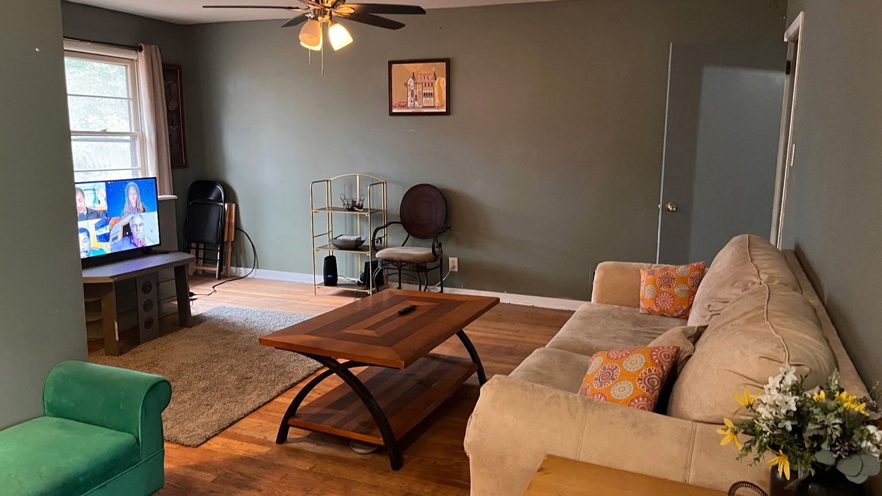 Photo of Livingroom in Birmingham