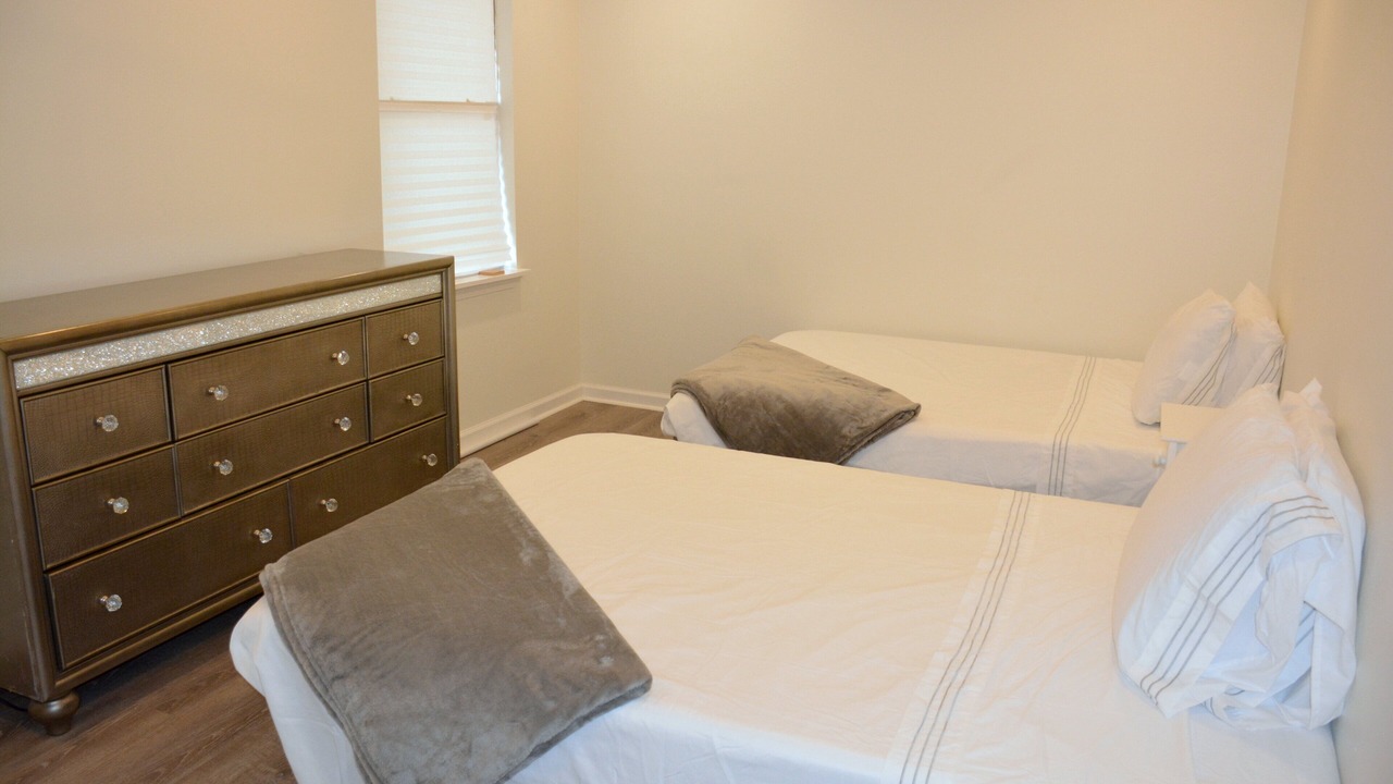 Photo of Bedroom in Fairgrounds