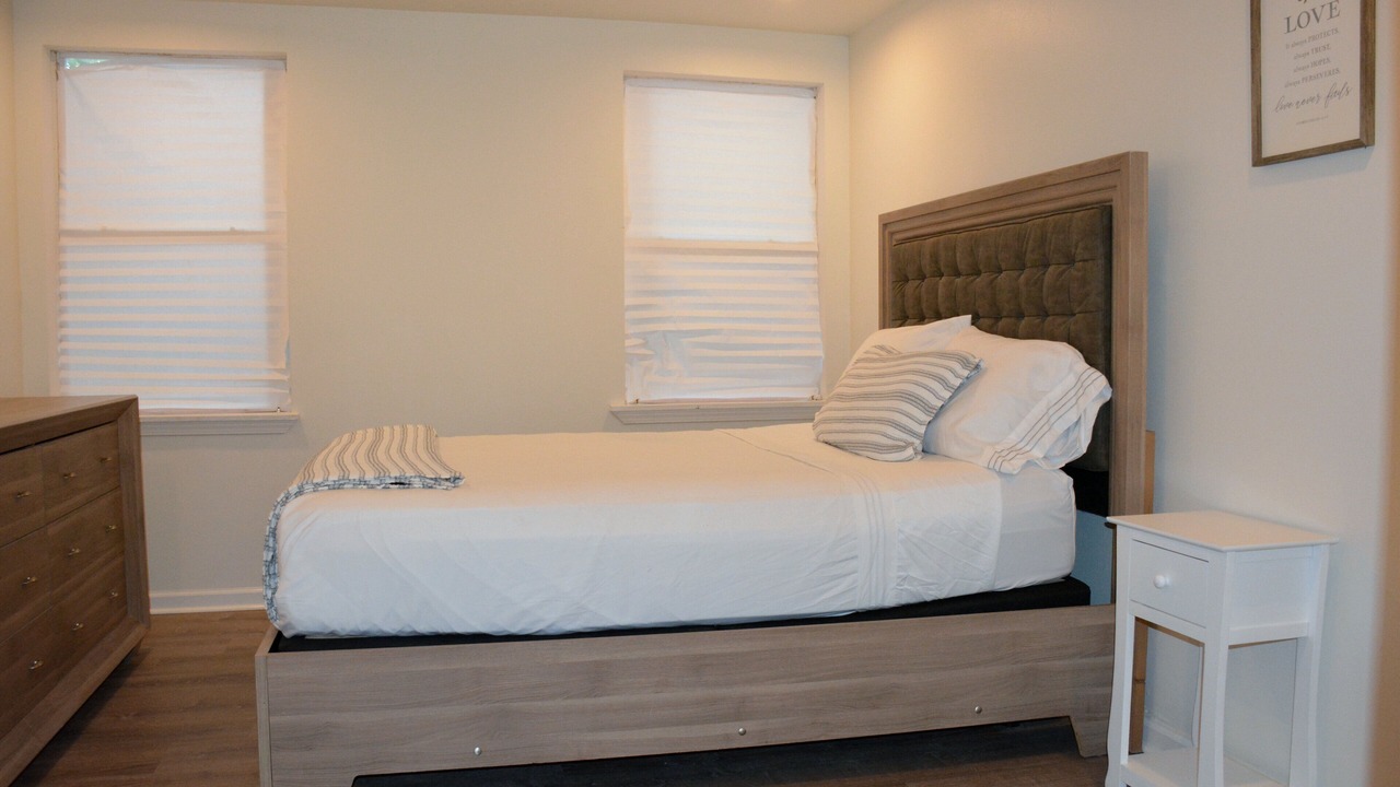 Photo of Bedroom in Fairgrounds
