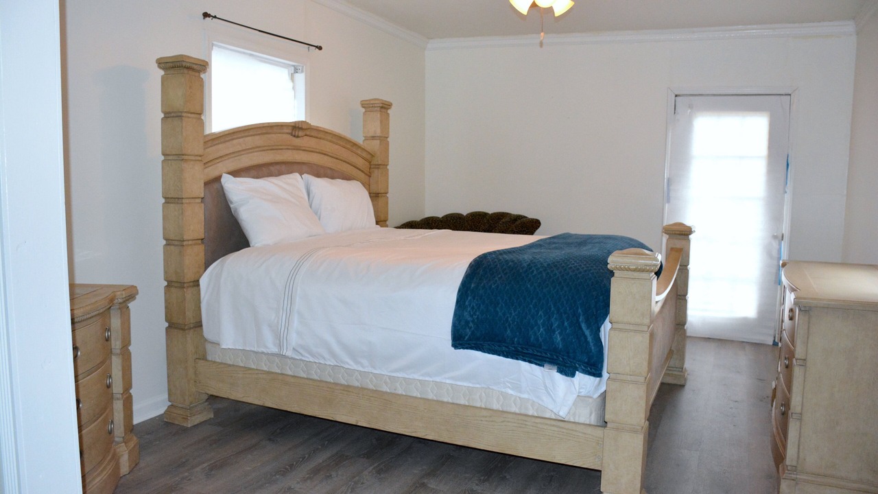 Photo of Bedroom in Fairgrounds