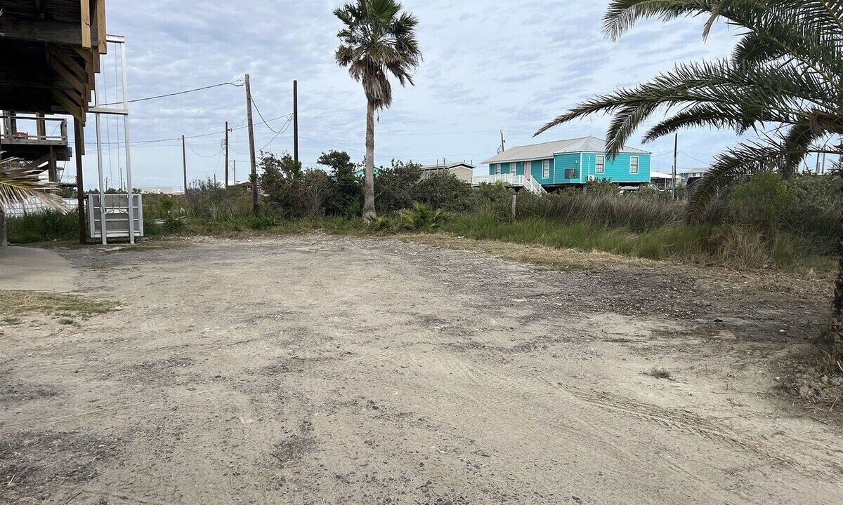 Photo of Others in Grand Isle