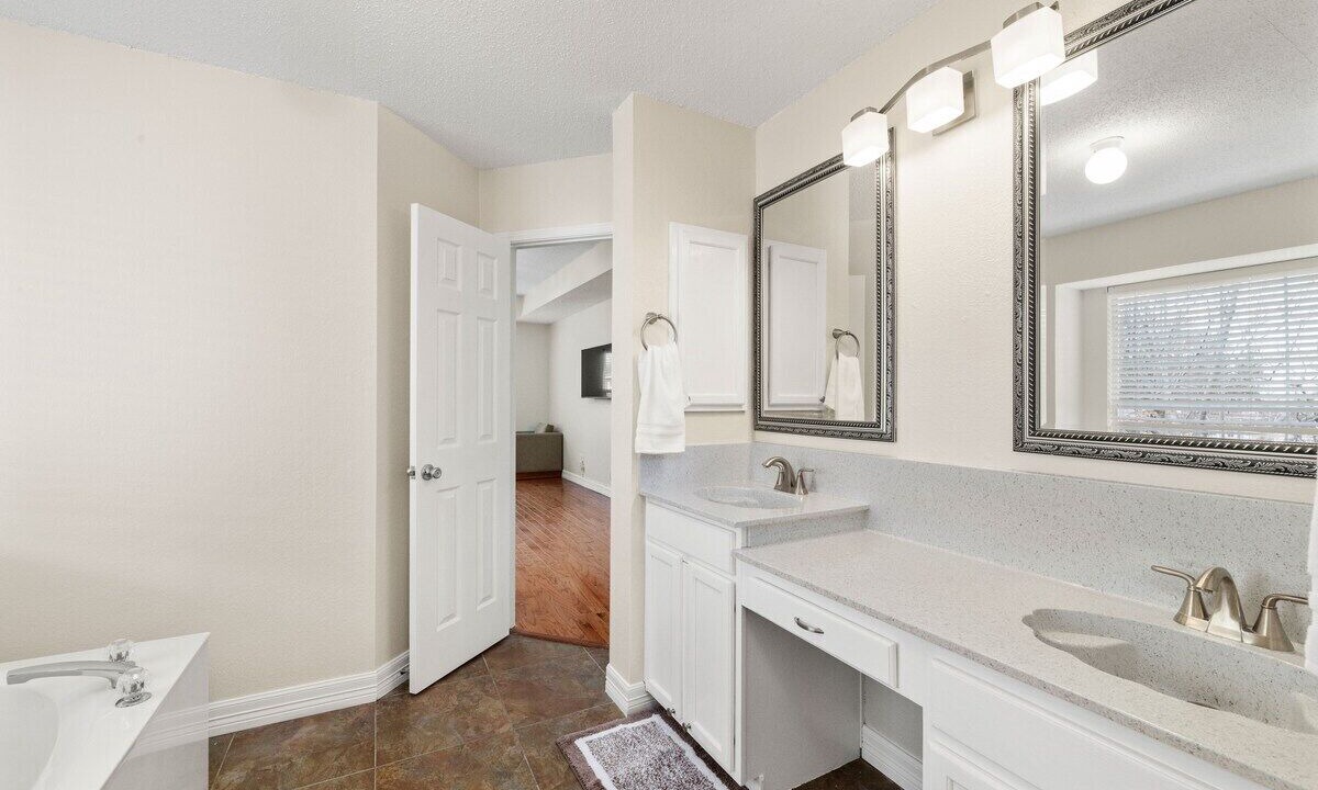 Photo of Bathroom in Allen