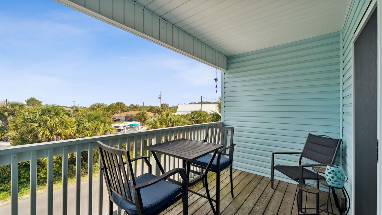 Photo of Patio Balcony in Bahama Beach
