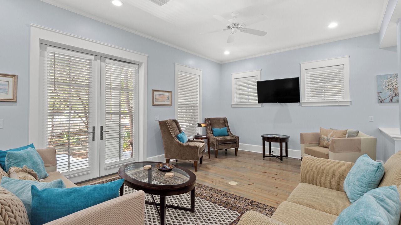 Photo of Livingroom in WaterSound Beach