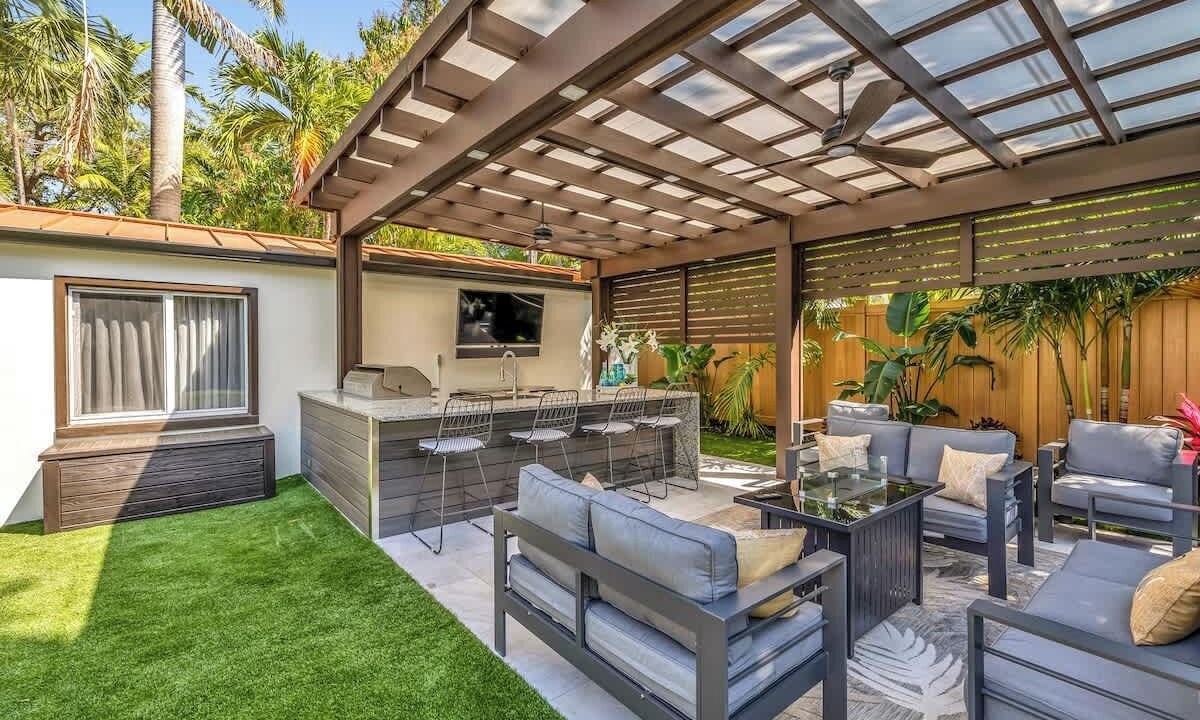 Photo of Patio Balcony in Beverly Heights