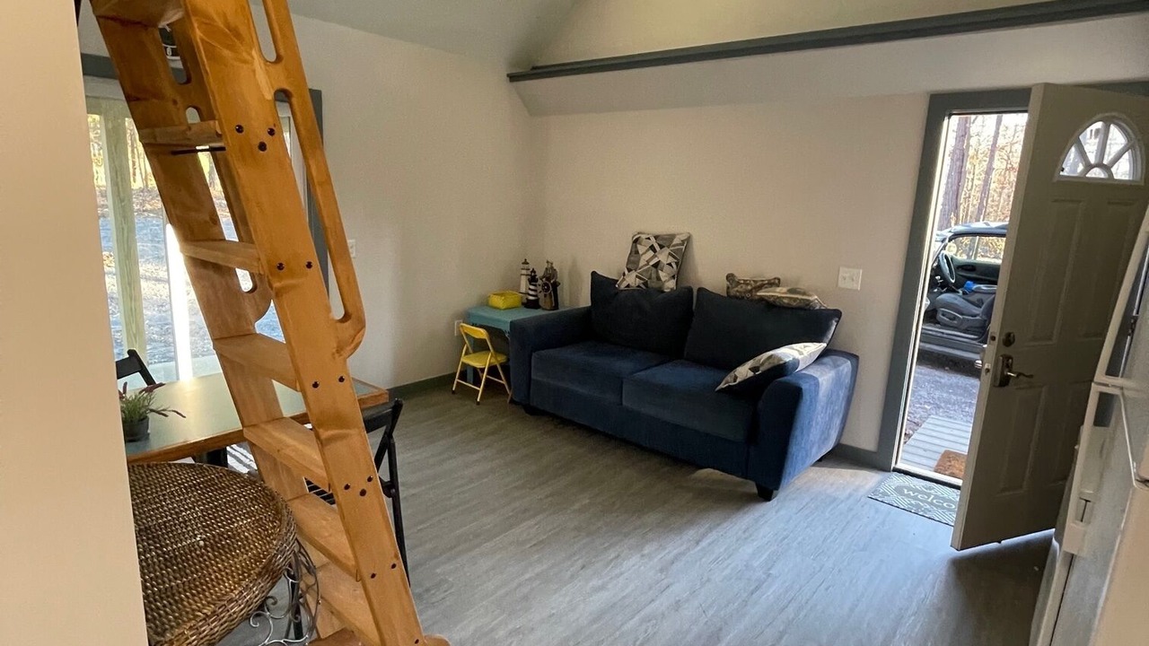 Photo of Livingroom in Dadeville