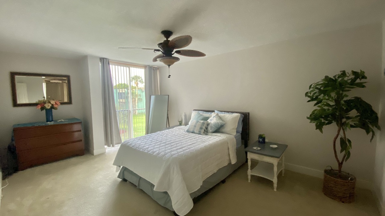 Photo of Bedroom in Coquina Key