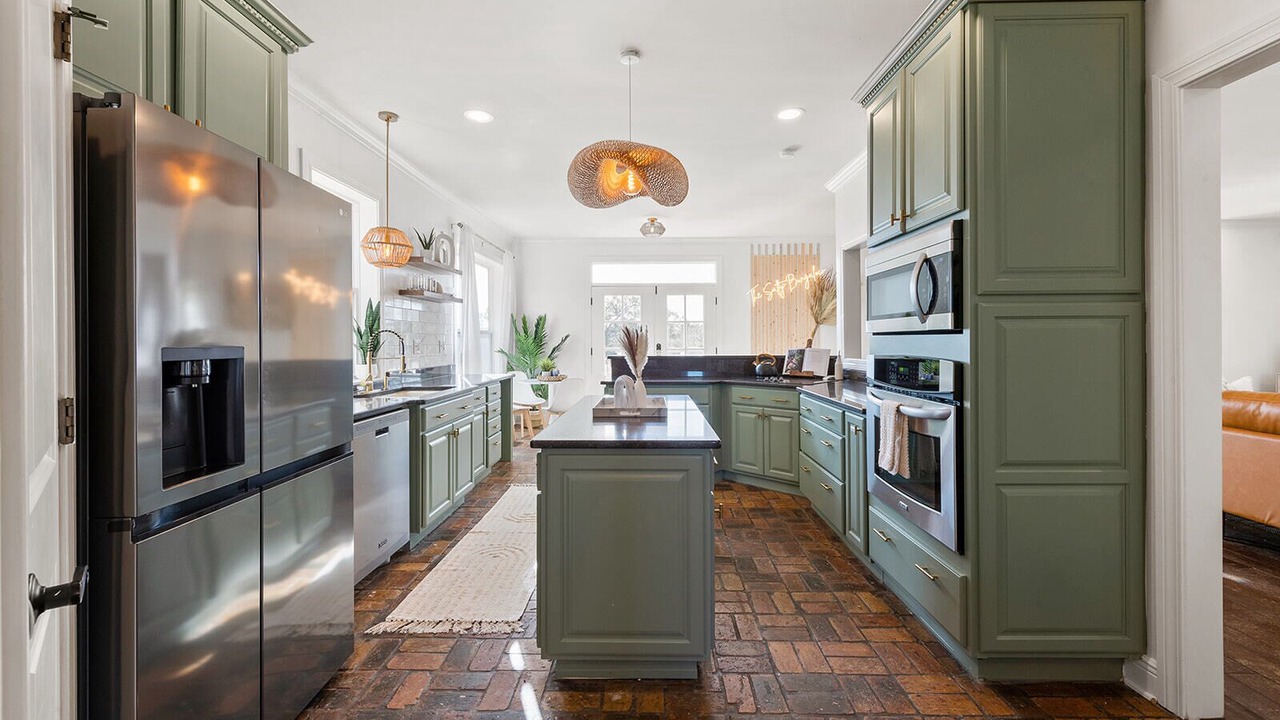 Photo of Kitchen in Henderson Point