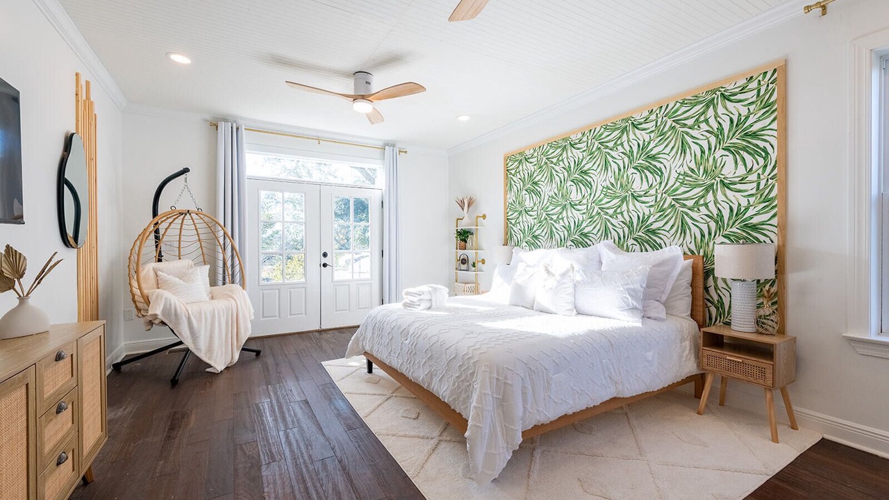 Photo of Bedroom in Henderson Point