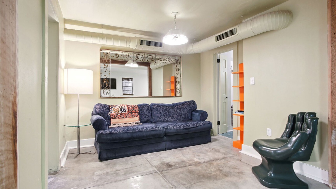 Photo of Livingroom in Faubourg Delassize