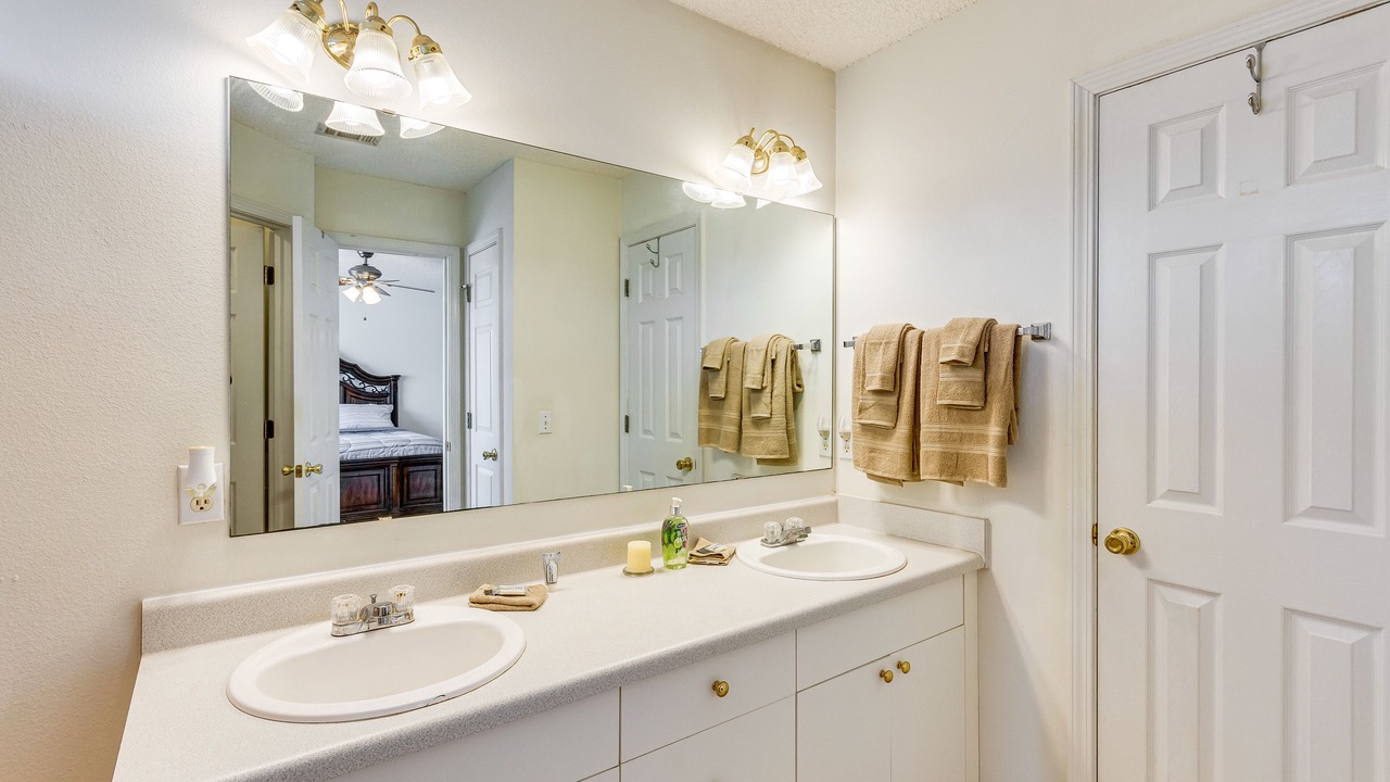 Photo of Bathroom in Navarre
