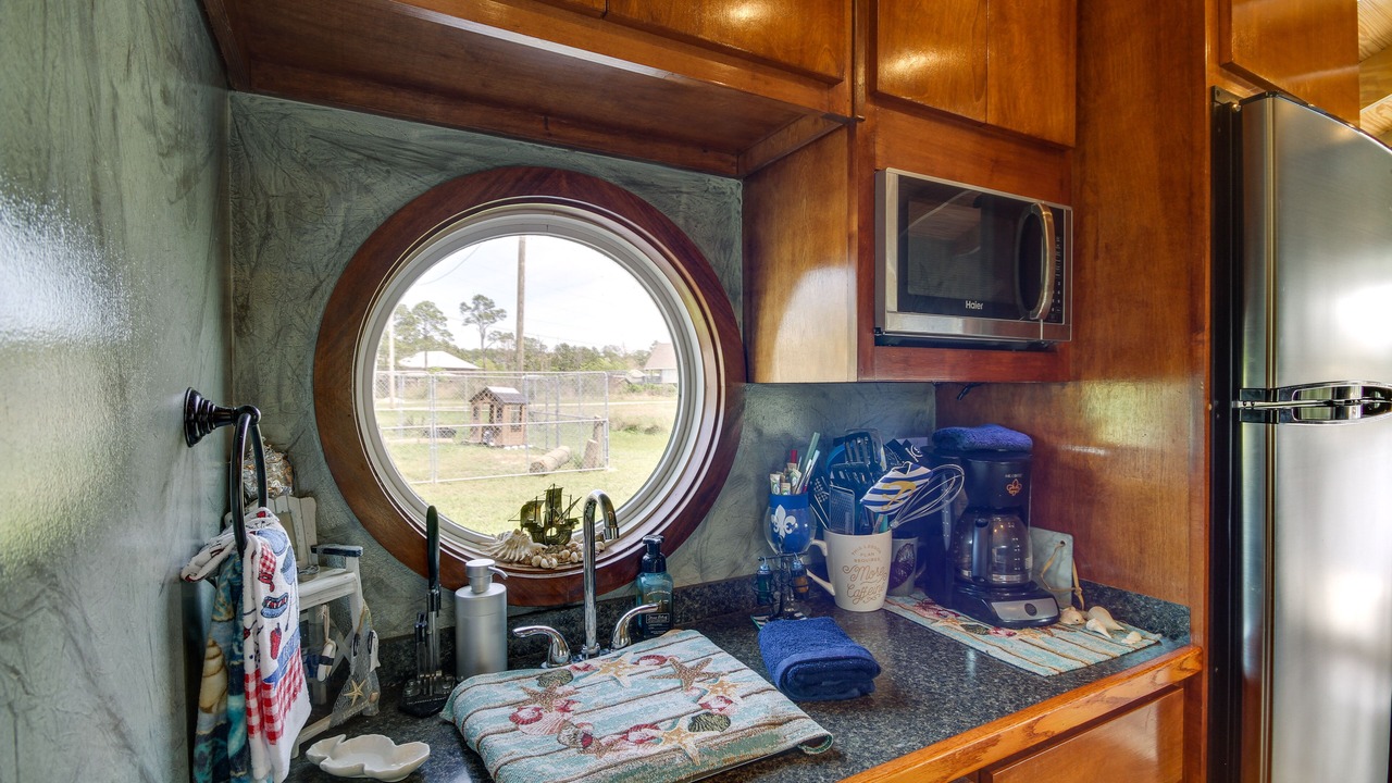Photo of Kitchen in Shoreline Park