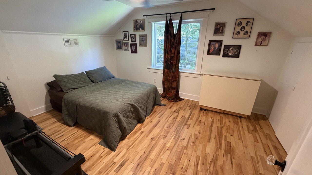 Photo of Bedroom in Hattiesburg