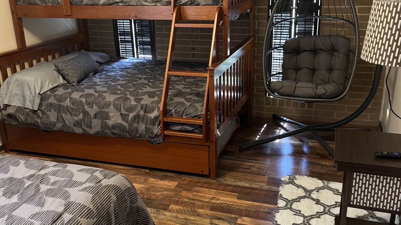 Photo of Bedroom in Tougaloo