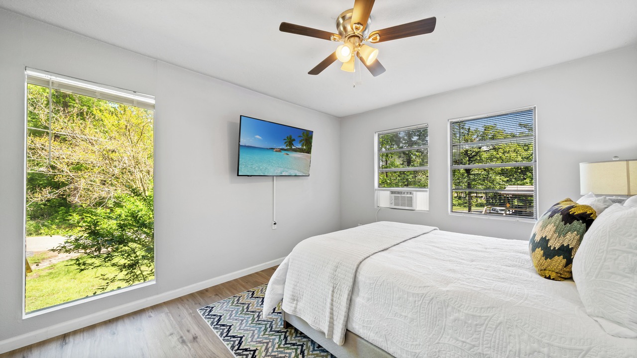 Photo of Bedroom in Henderson County