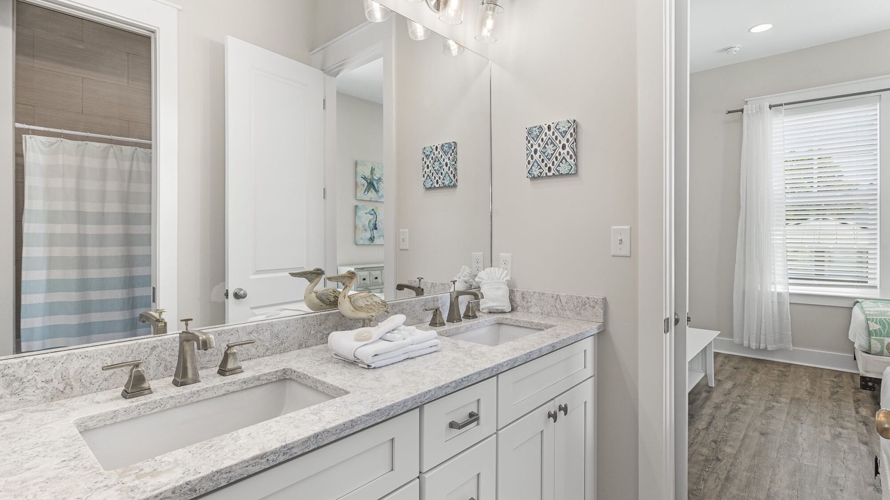 Photo of Bathroom in Lakeside at Blue Mountain Beach