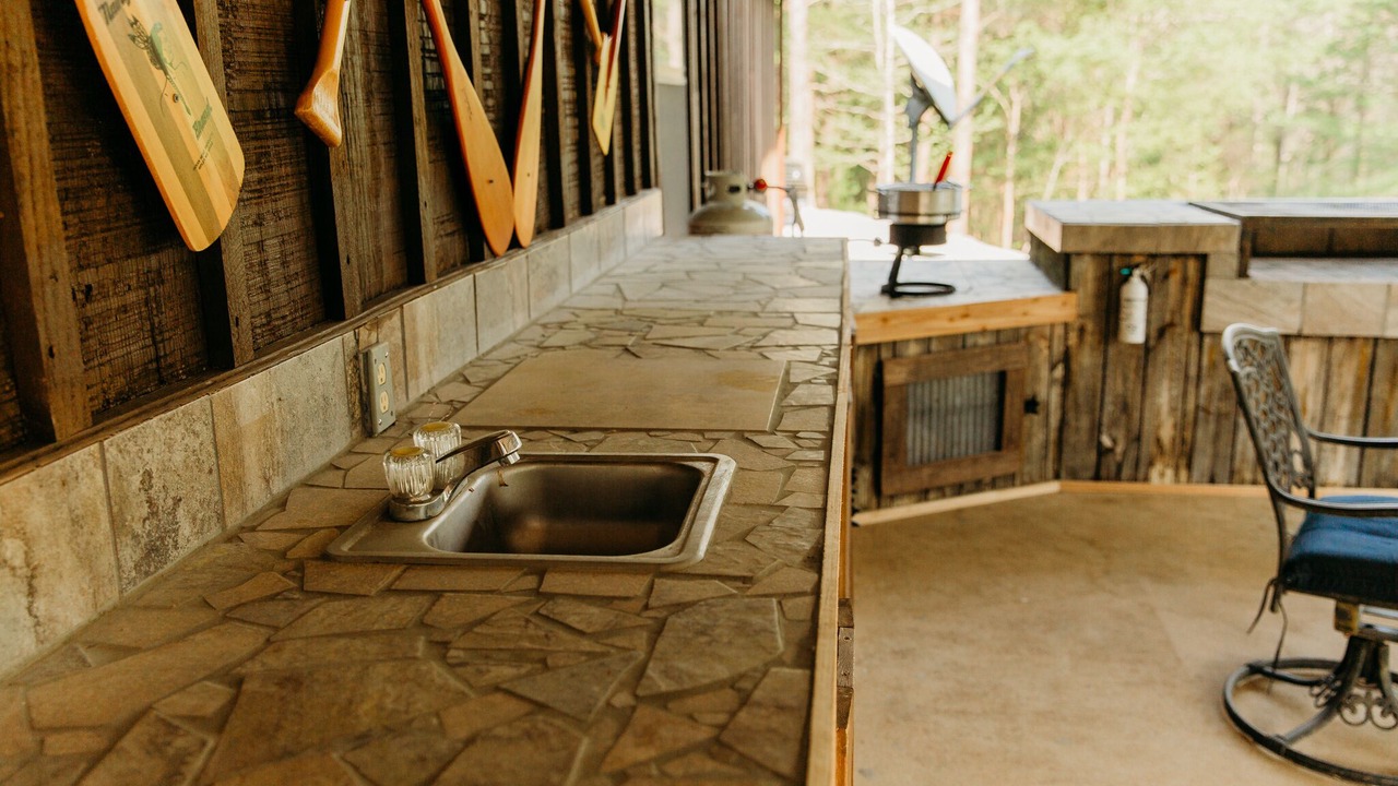 Photo of Patio Balcony in Tie Plant