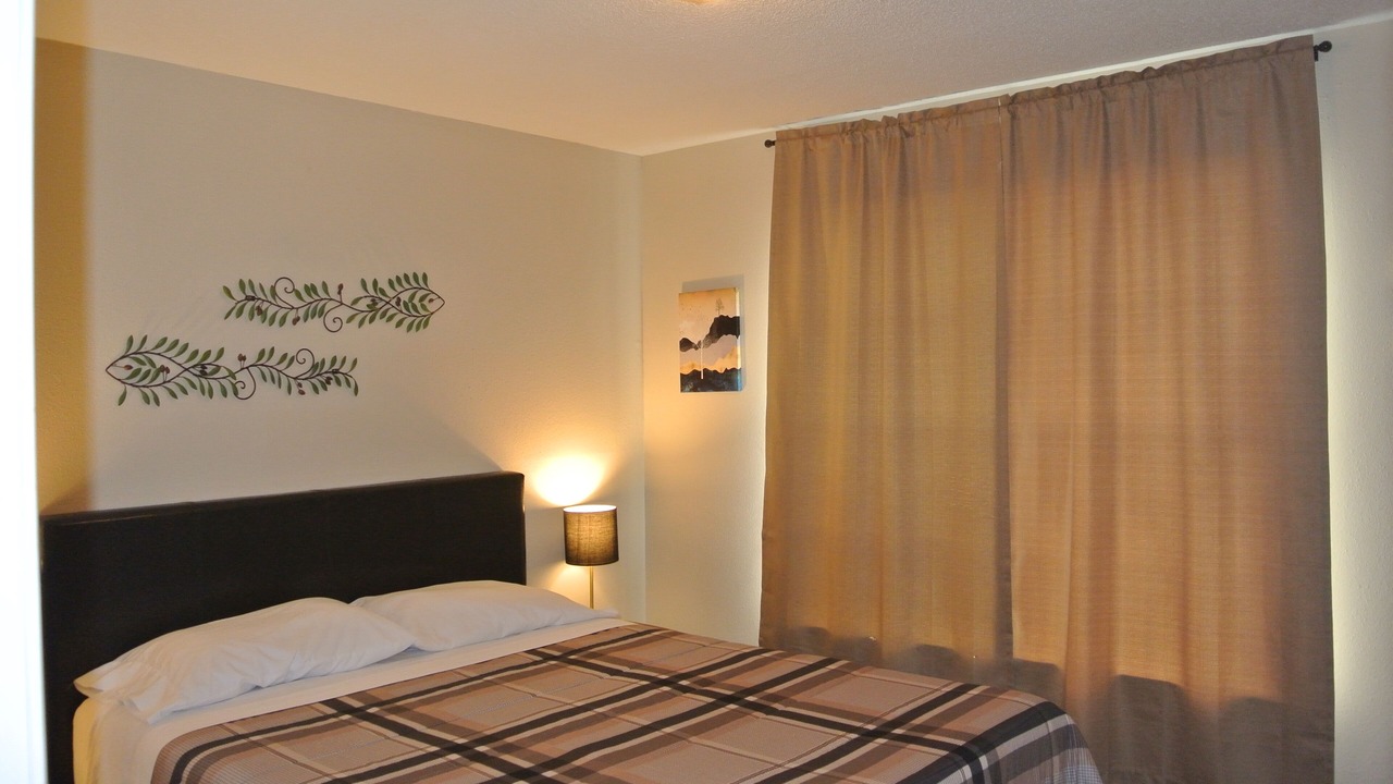 Photo of Bedroom in Tall Timbers - Brechtel