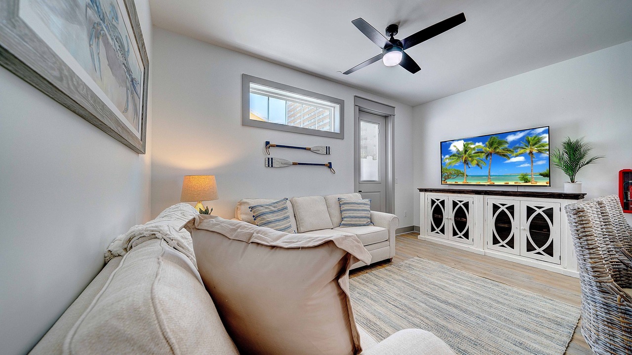 Photo of Livingroom in Crescent Beach