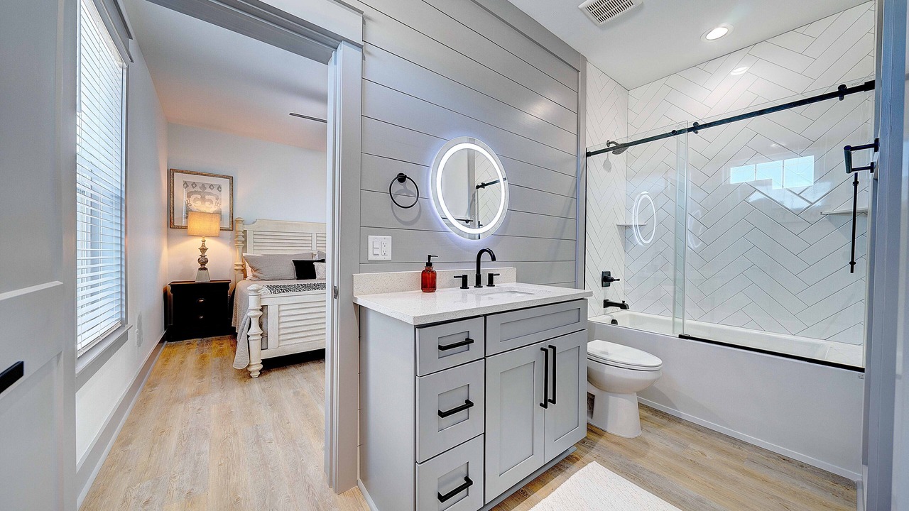 Photo of Bathroom in Crescent Beach