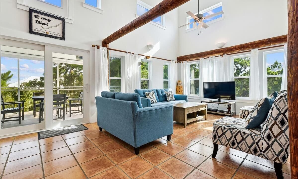 Photo of Livingroom in Plantation