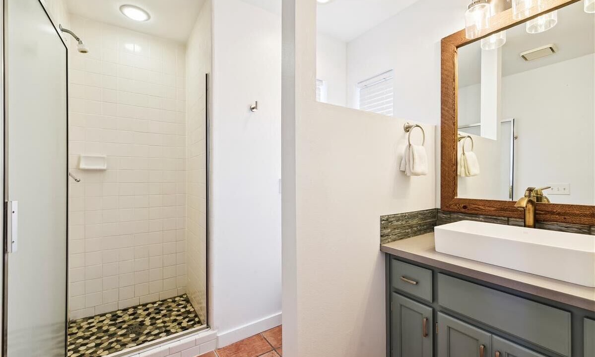 Photo of Bathroom in Plantation
