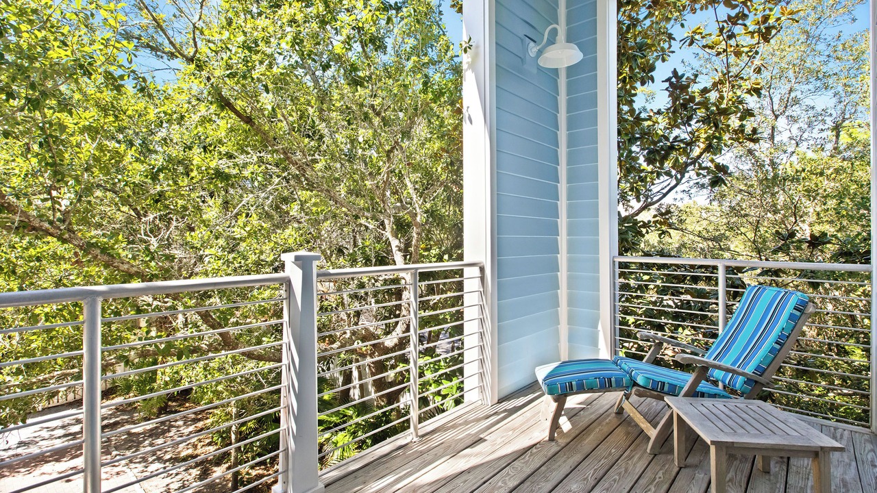 Photo of Patio Balcony in Seaside